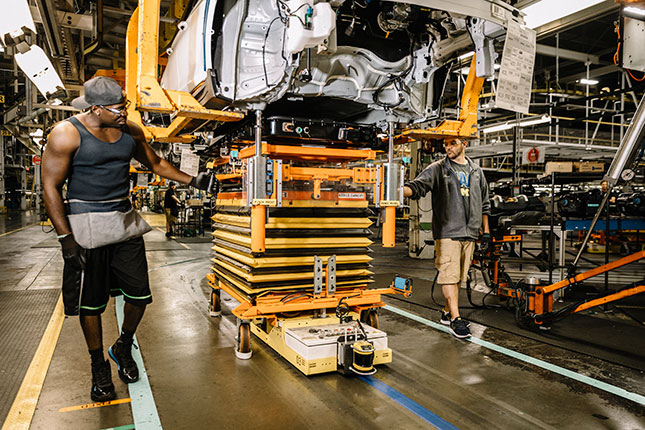 General Motors’ Orion assembly plant, near Detroit: recent tax cuts in places like Michigan have helped encourage more industrial investment. (WILLIAM WIDMER/REDUX)