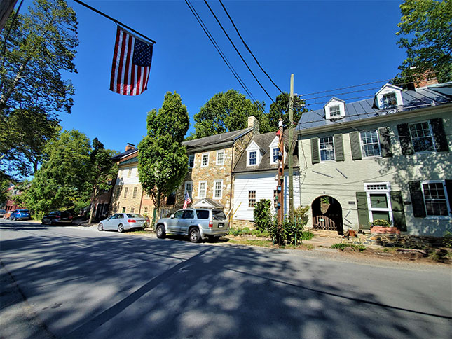 The tiny village of Waterford, Virginia, has both detached houses and rowhouses.