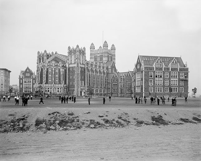 Founded in 1847, City College, shown here in 1910, was the first free public higher-education institution in the United States. (UNIVERSAL HISTORY ARCHIVE/UNIVERSAL IMAGES GROUP/GETTY IMAGES)