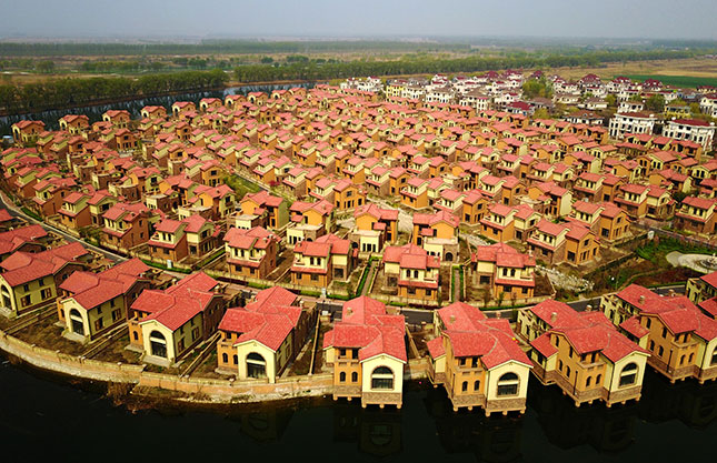 A villa complex in Xiongan, a new city that covers over 770 square miles, more than twice the size of New York City. (VISUAL CHINA GROUP/GETTY IMAGES)