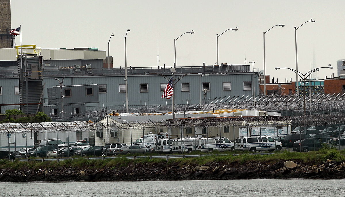 Closing Rikers Island Will Leave Thousands of Criminals Free to